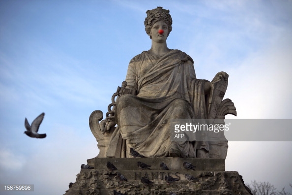 Statue with red nose